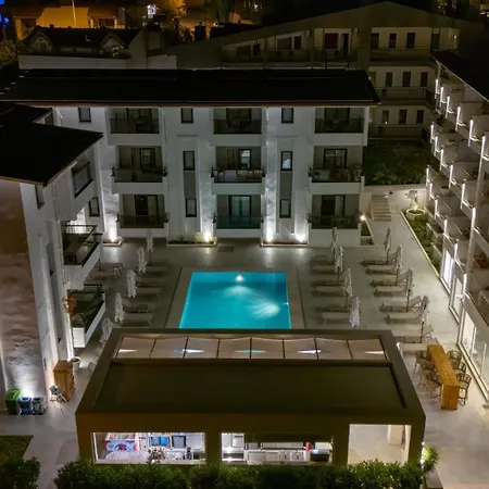 Diplomat 4*